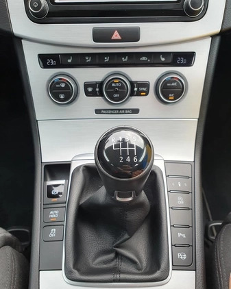 Volkswagen CC cena 61500 przebieg: 168500, rok produkcji 2016 z Sandomierz małe 121